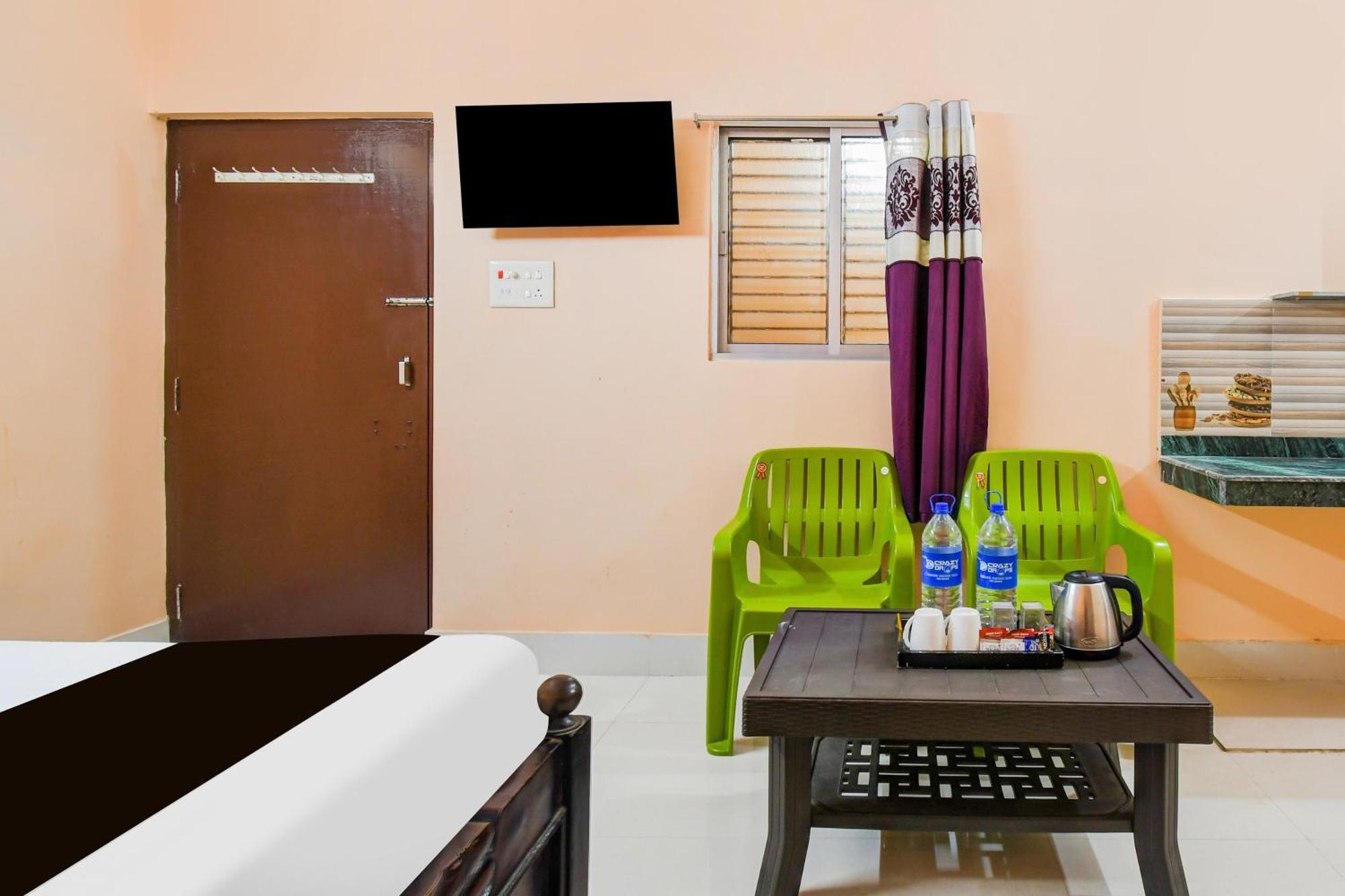 Super Hotel O Dakshin Dwar Formerly Radha Krishna Niwas Puri Zewnętrze zdjęcie