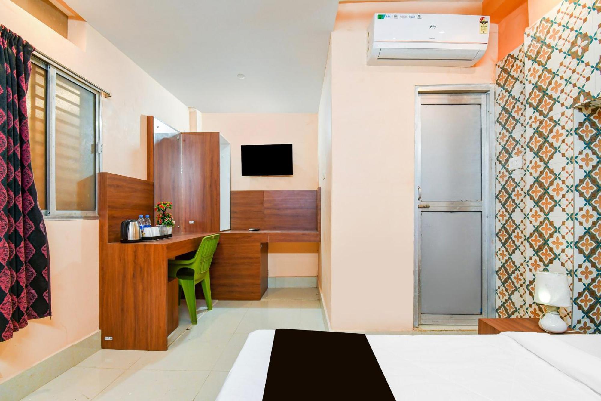 Super Hotel O Dakshin Dwar Formerly Radha Krishna Niwas Puri Zewnętrze zdjęcie