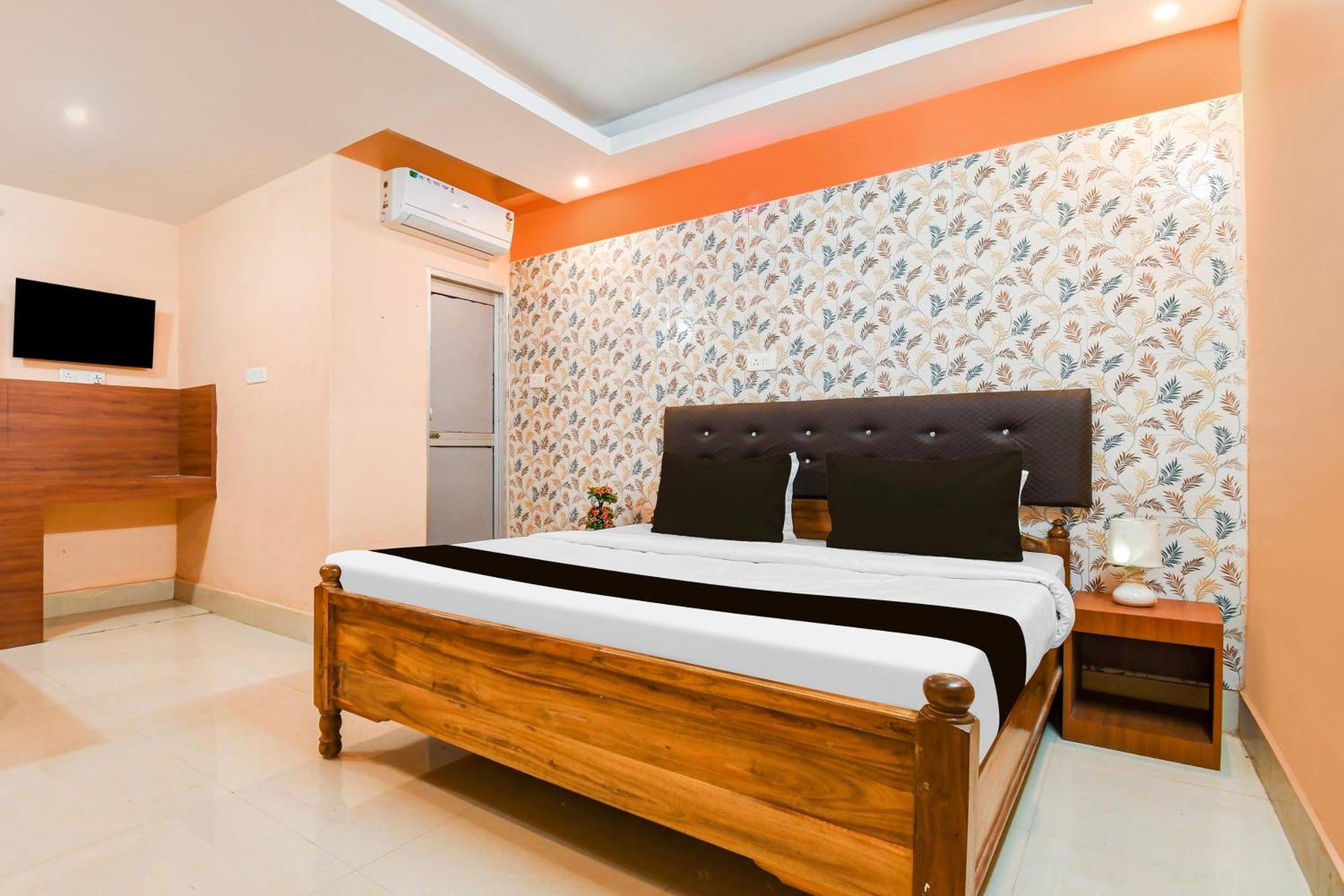 Super Hotel O Dakshin Dwar Formerly Radha Krishna Niwas Puri Zewnętrze zdjęcie