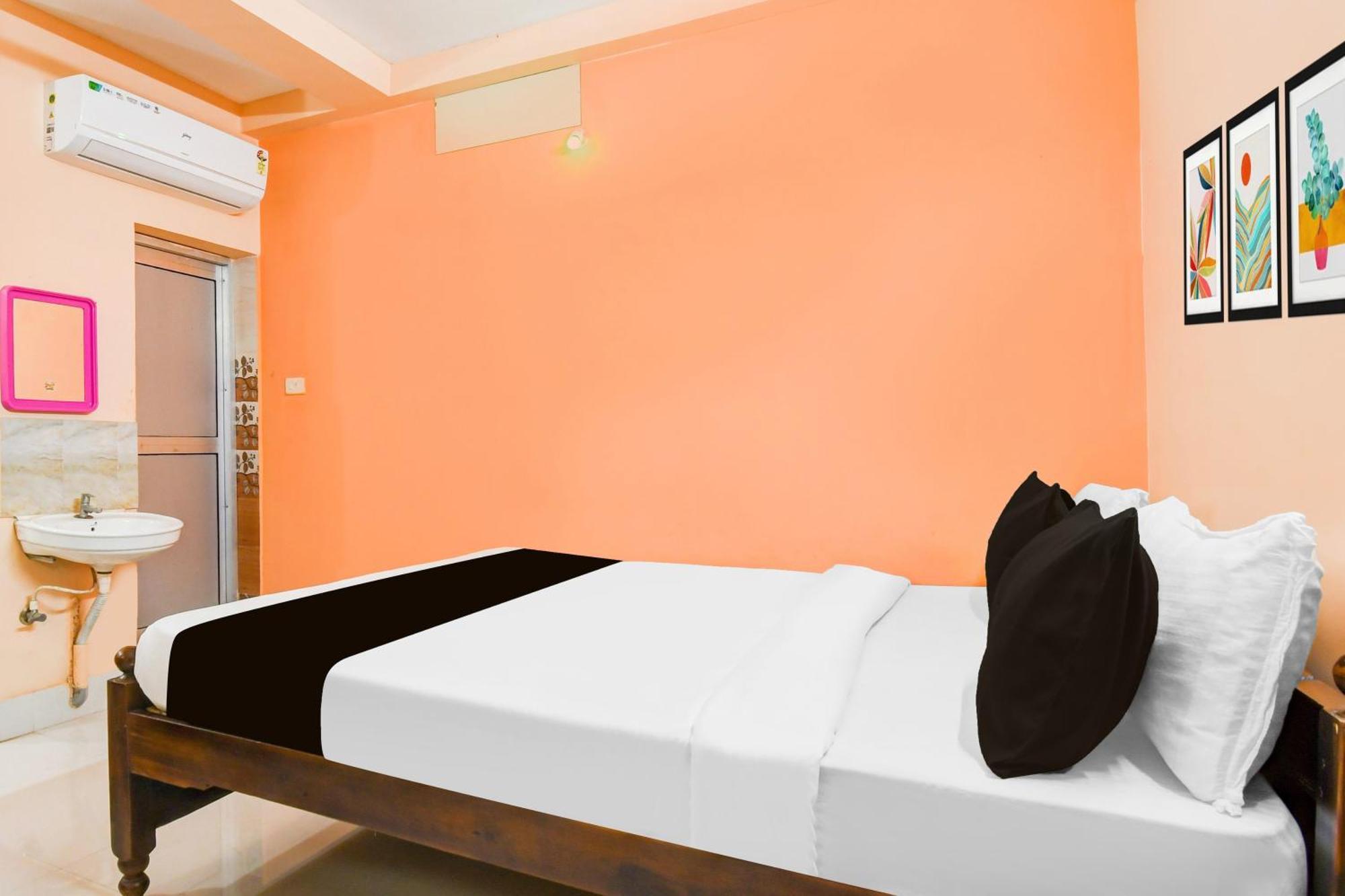 Super Hotel O Dakshin Dwar Formerly Radha Krishna Niwas Puri Zewnętrze zdjęcie