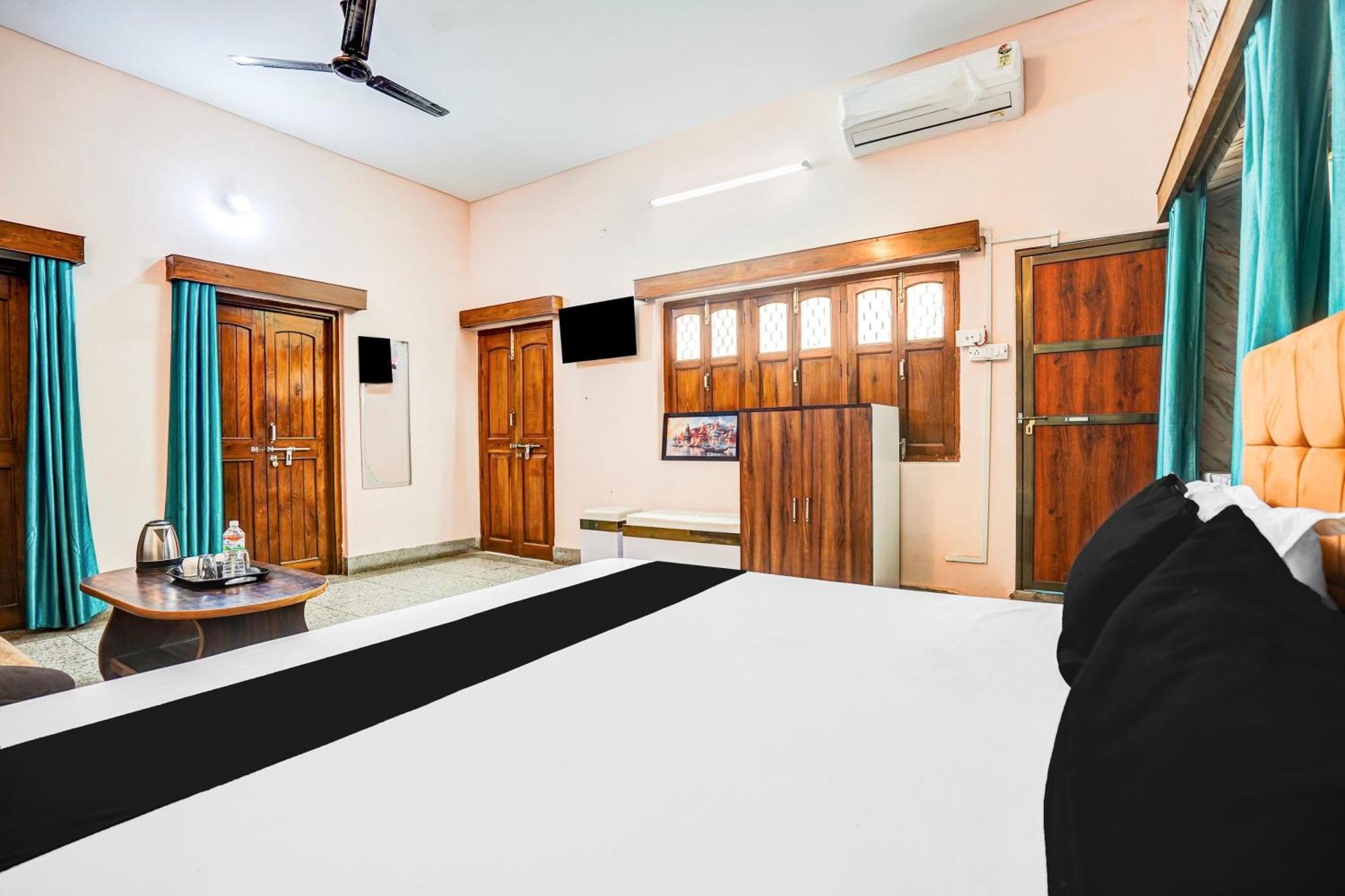 Super Hotel O Dakshin Dwar Formerly Radha Krishna Niwas Puri Zewnętrze zdjęcie